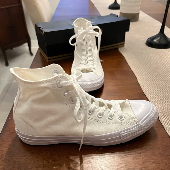 Converse Chuck Taylor All Star White Monochrome Unisex - Picture 2 of 6